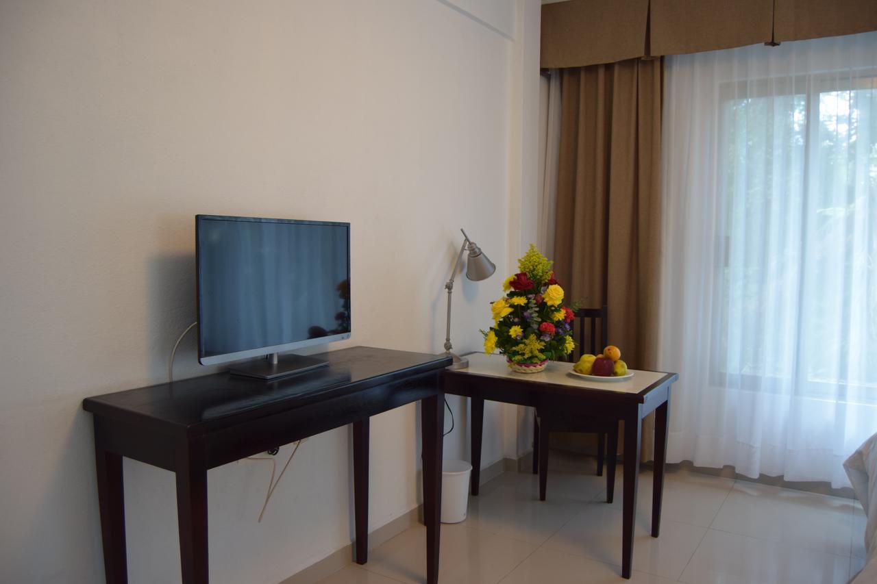 Hotel Real Primaveras Эскарсега Экстерьер фото